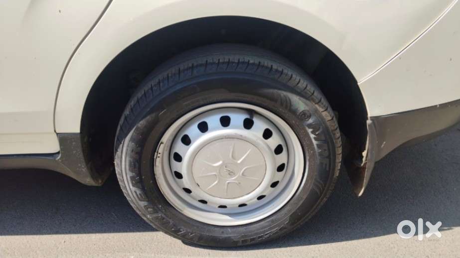 Mahindra Marazzo M2, 2019, Diesel