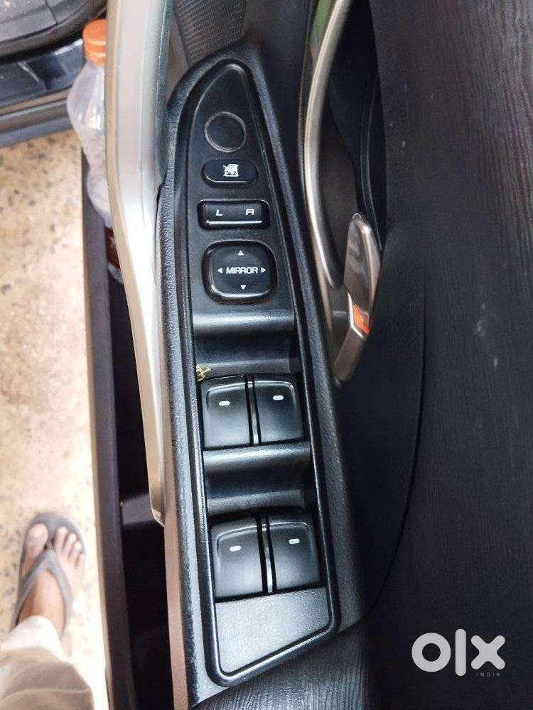 Mahindra Xuv500 W7, 2020, Diesel