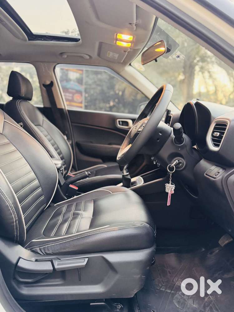 Hyundai Venue Sx (o) Mt 1.5 Diesel, 2019, Diesel