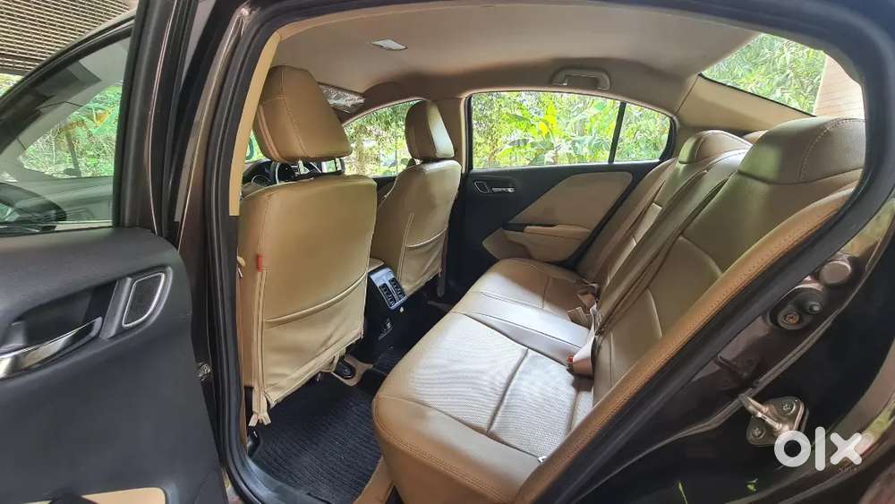 2018 Honda City V Cvt  Full Company Service  Owner Going Abroad