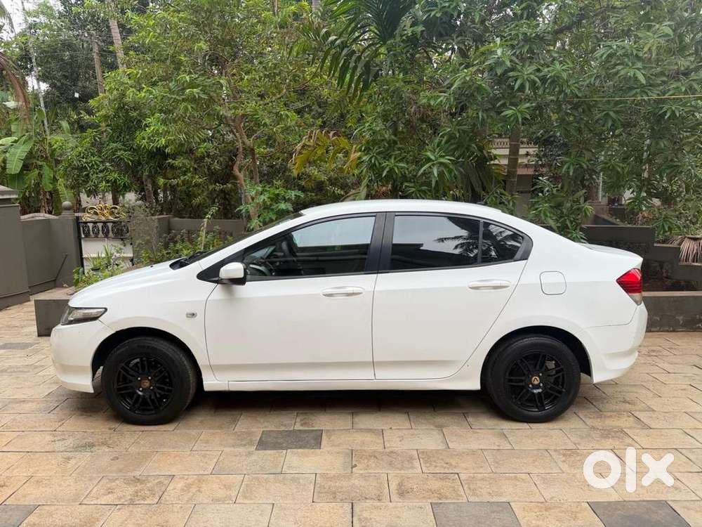 Honda With 2010 Km Driven