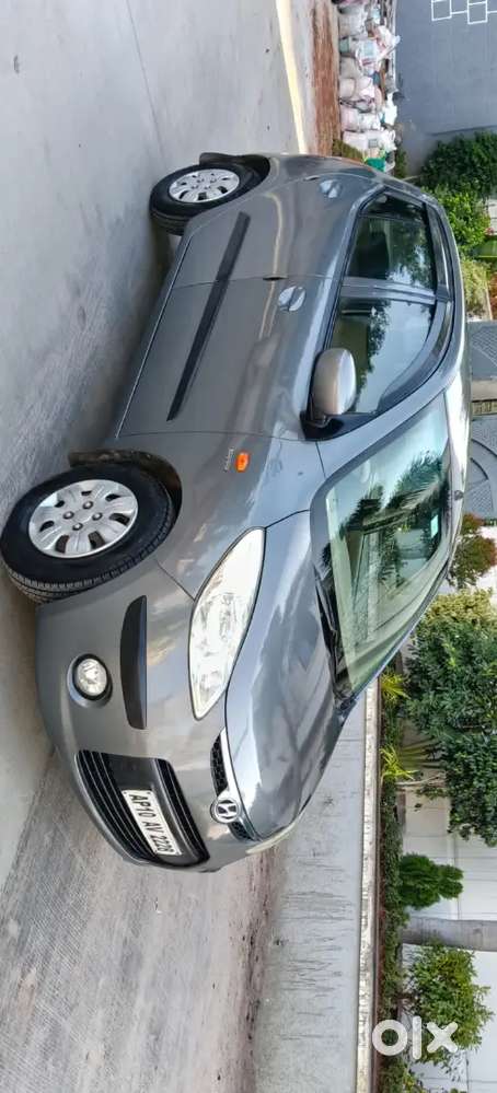 Hyundai I10 Sportz Petrol 2010