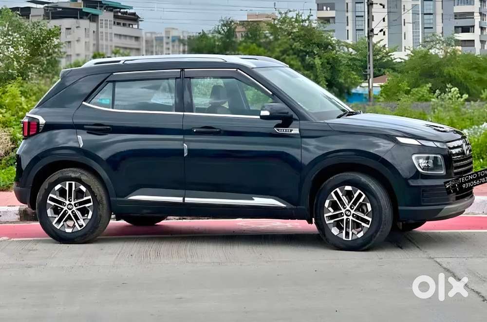 Hyundai Venue Sx Mt, 2023, Petrol