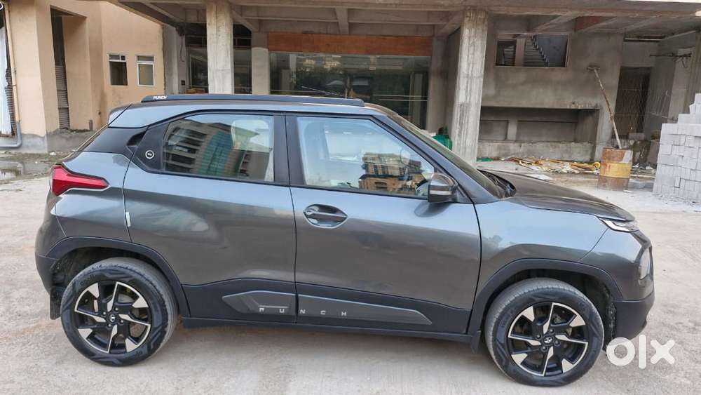 Tata Punch Accomplished Amt Sunroof, 2023, Petrol