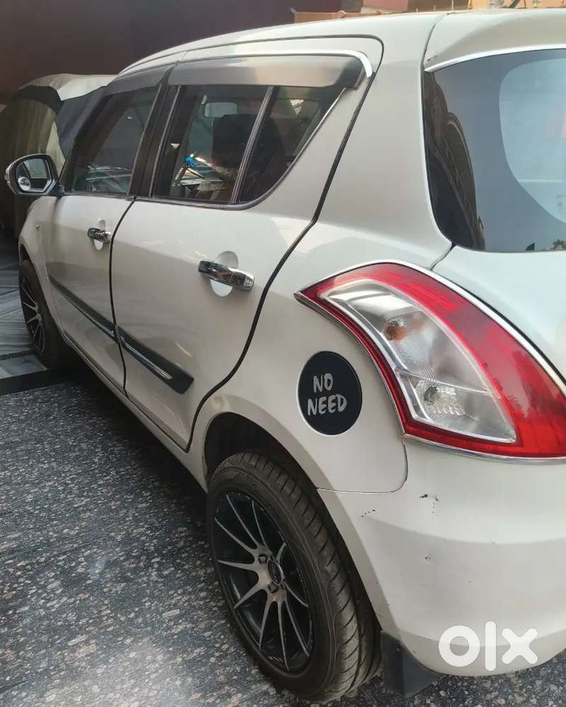 Swift Maruti Suzuki 2016