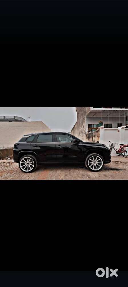 Maruti Suzuki Grand Vitara 1.5 Alpha Smart Hybrid Allgrip, 2023, Pet..