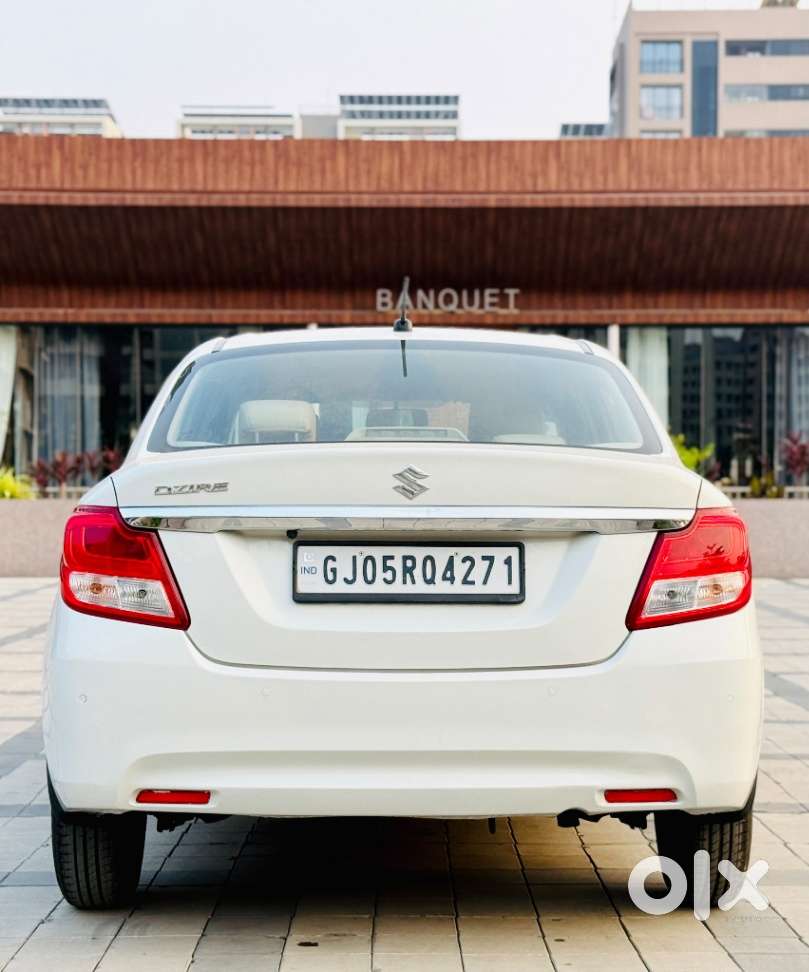 Maruti Suzuki Dzire Vxi Ags, 2022, Petrol