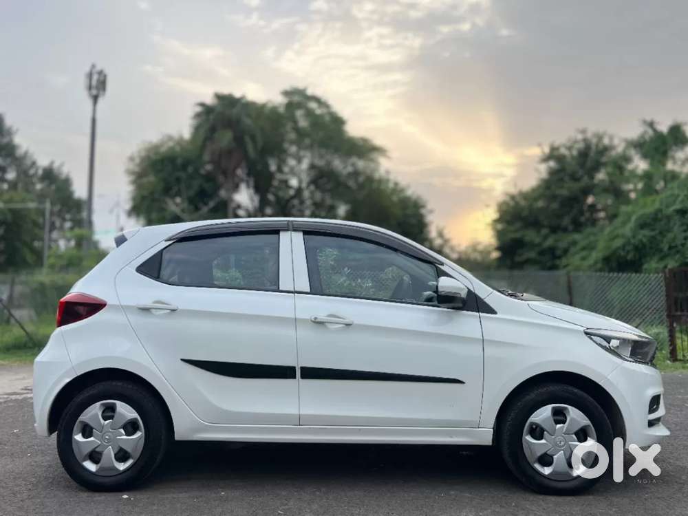 Tata Tiago 1.05 Revotorq Xt, 2021, Petrol