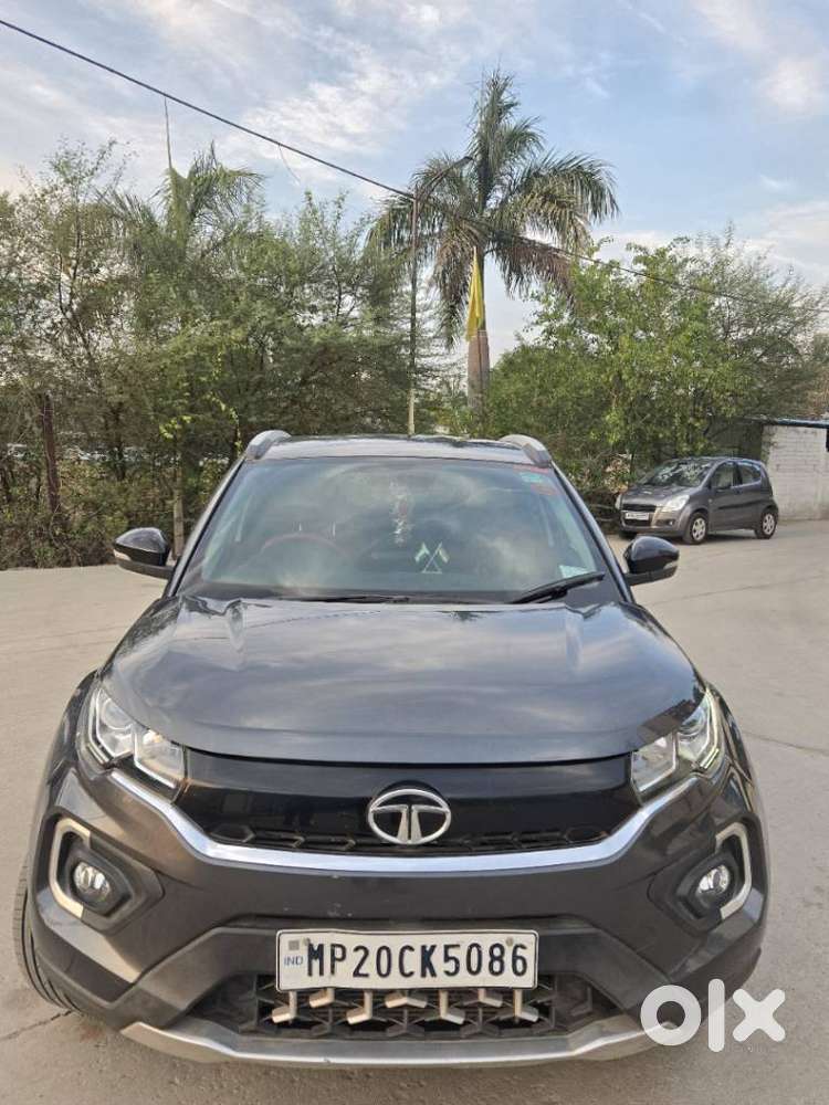 Tata Nexon 1.2 Revotron Xz Plus, 2020, Petrol