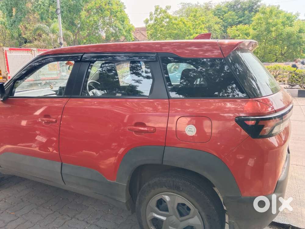 Maruti Suzuki Brezza 1.5 Vxi Smart Hybrid, 2024, Petrol