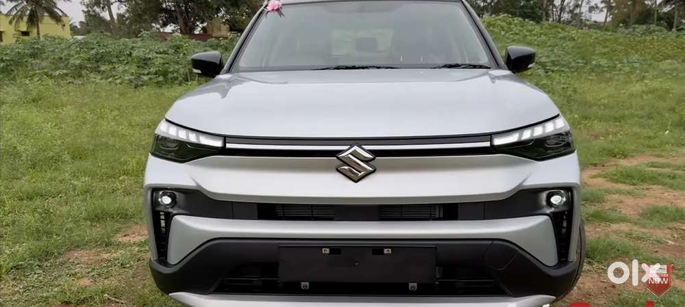 Maruti Suzuki Victoris Petrol 2025