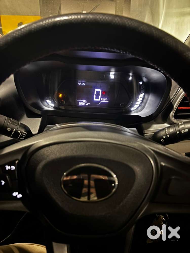 Tata Altroz Xm Plus Icng 2024 Model