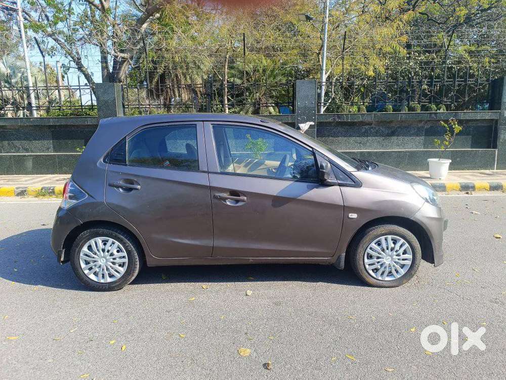 Honda Brio E Mt, 2012, Petrol