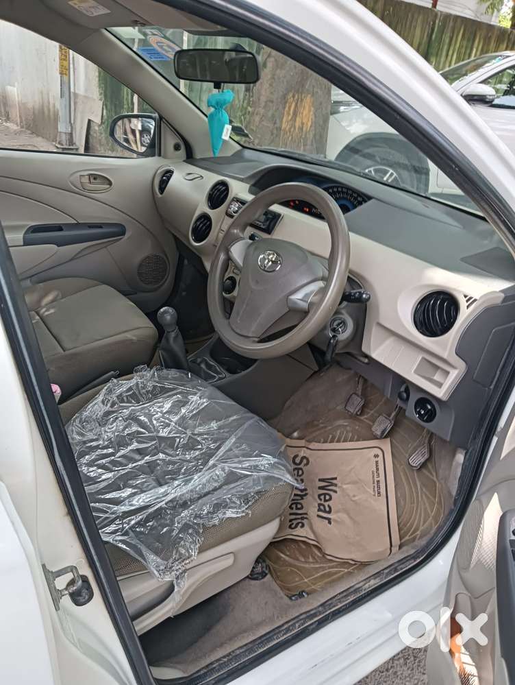 Toyota Etios Liva G, 2015, Petrol