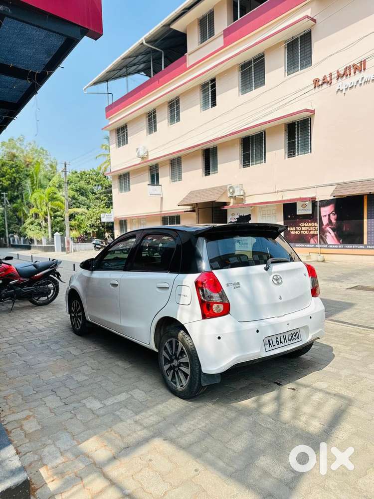 Toyota Etios Liva 1.2 V, 2019, Petrol