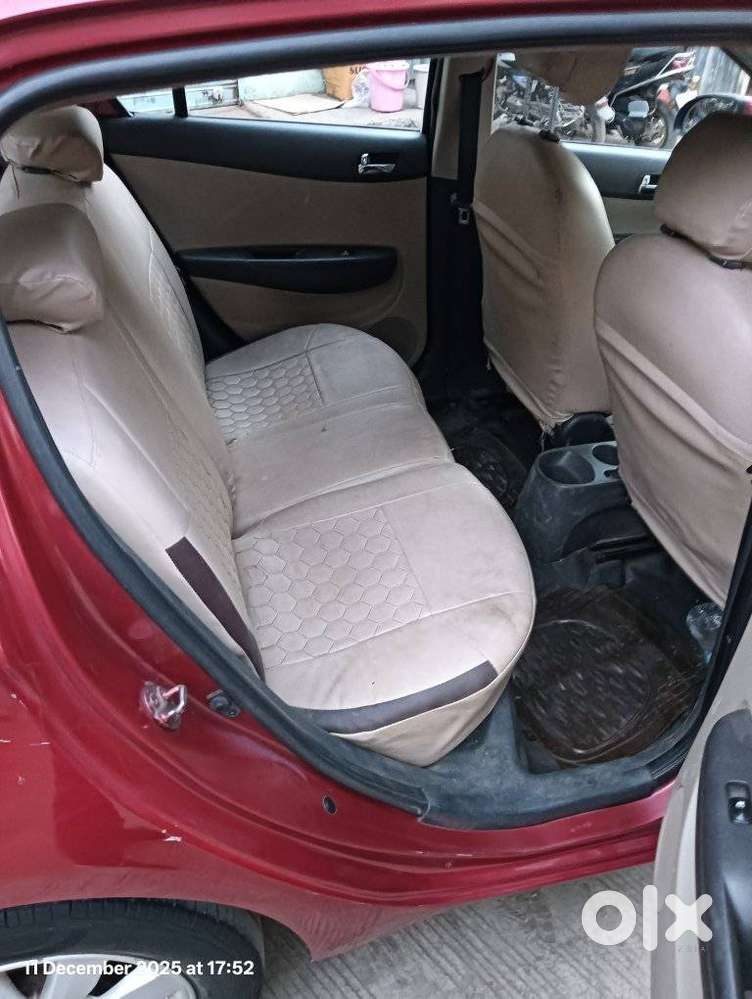 Hyundai I20 Sportz 1.4 Crdi 6 Speed Bs-iv, 2012, Diesel