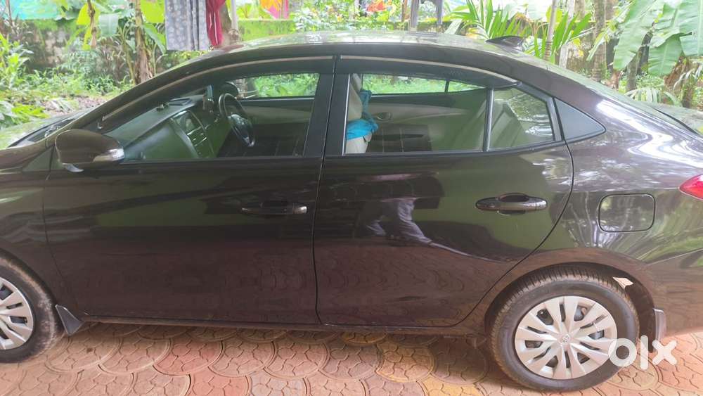 We’ll Maintained Vehicle. Zero Accident History. All Company Services