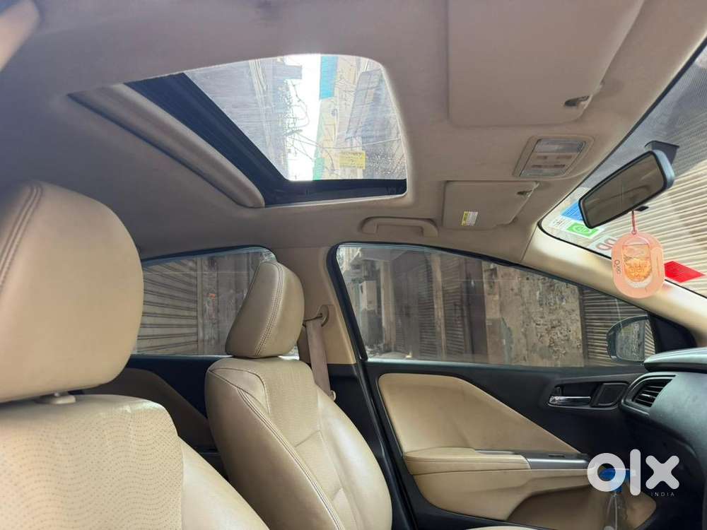 Honda City Hybrid Ehev 2016 Cng & Hybrids Well Maintained