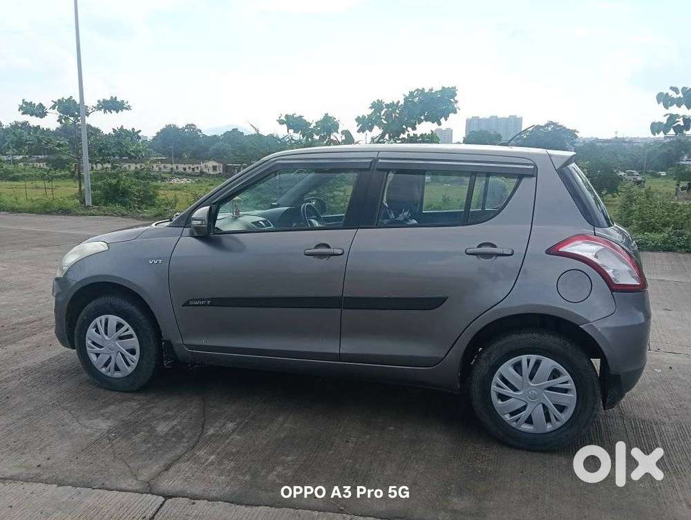 Maruti Suzuki Swift Vxi Abs Bsiv, 2016, Petrol