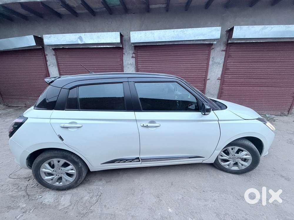 Maruti Suzuki New-gen Swift 2024 Petrol 13000 Km Driven