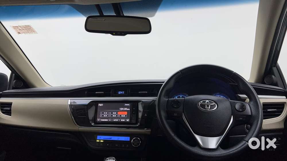 Toyota Corolla Altis 1.8 Gl, 2015, Petrol