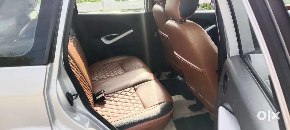 Ford Figo Titanium 2010 Year