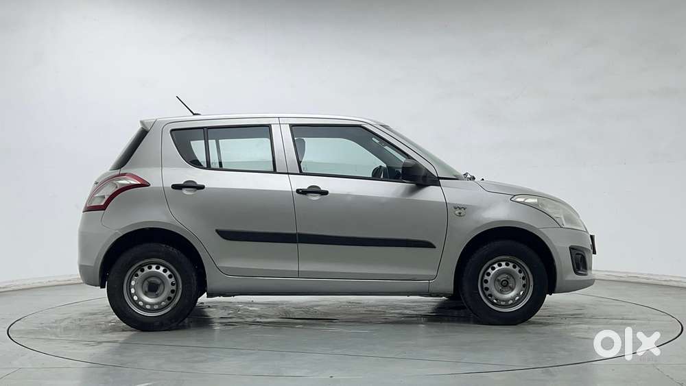 Maruti Suzuki Swift 1.2 Lxi (o), 2015, Petrol