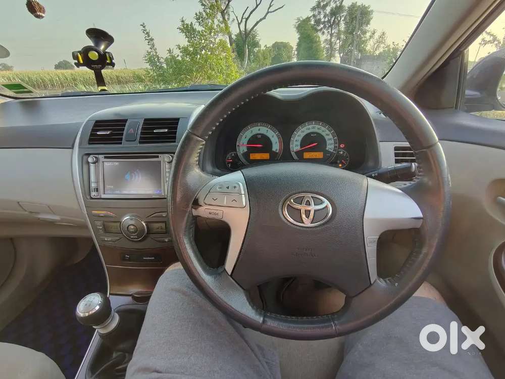 Toyota Corolla Altis 1.8g 2011 Petrol Manual