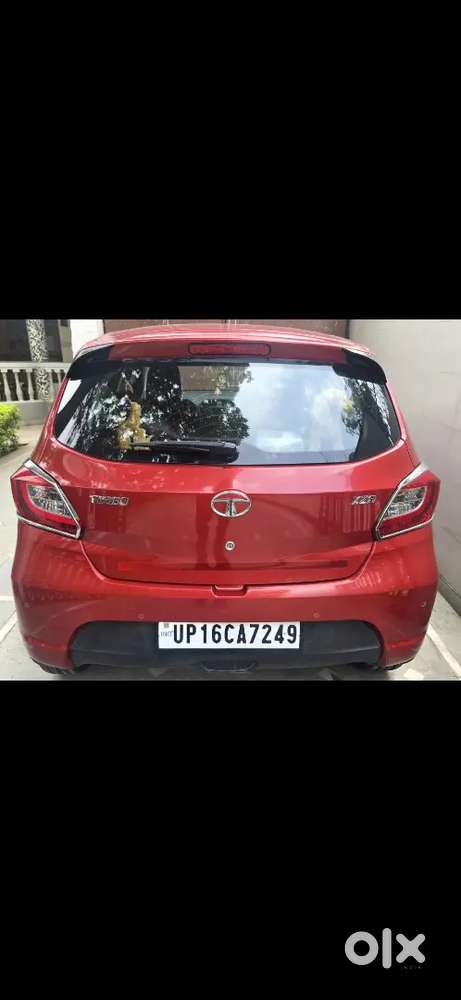 Tata Tiago Xza Amt 2018 Car Only 5200 Km Driven.army Officer Car