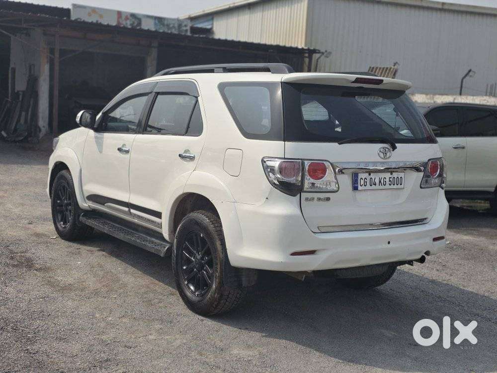 Toyota Fortuner 3.0 4x2 Mt, 2012, Diesel