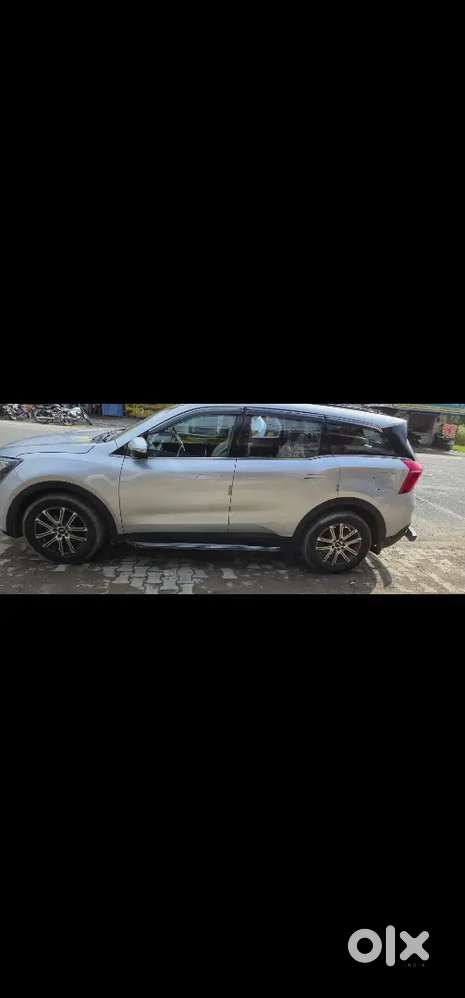 Mahindra Xuv700 Ax7 2022