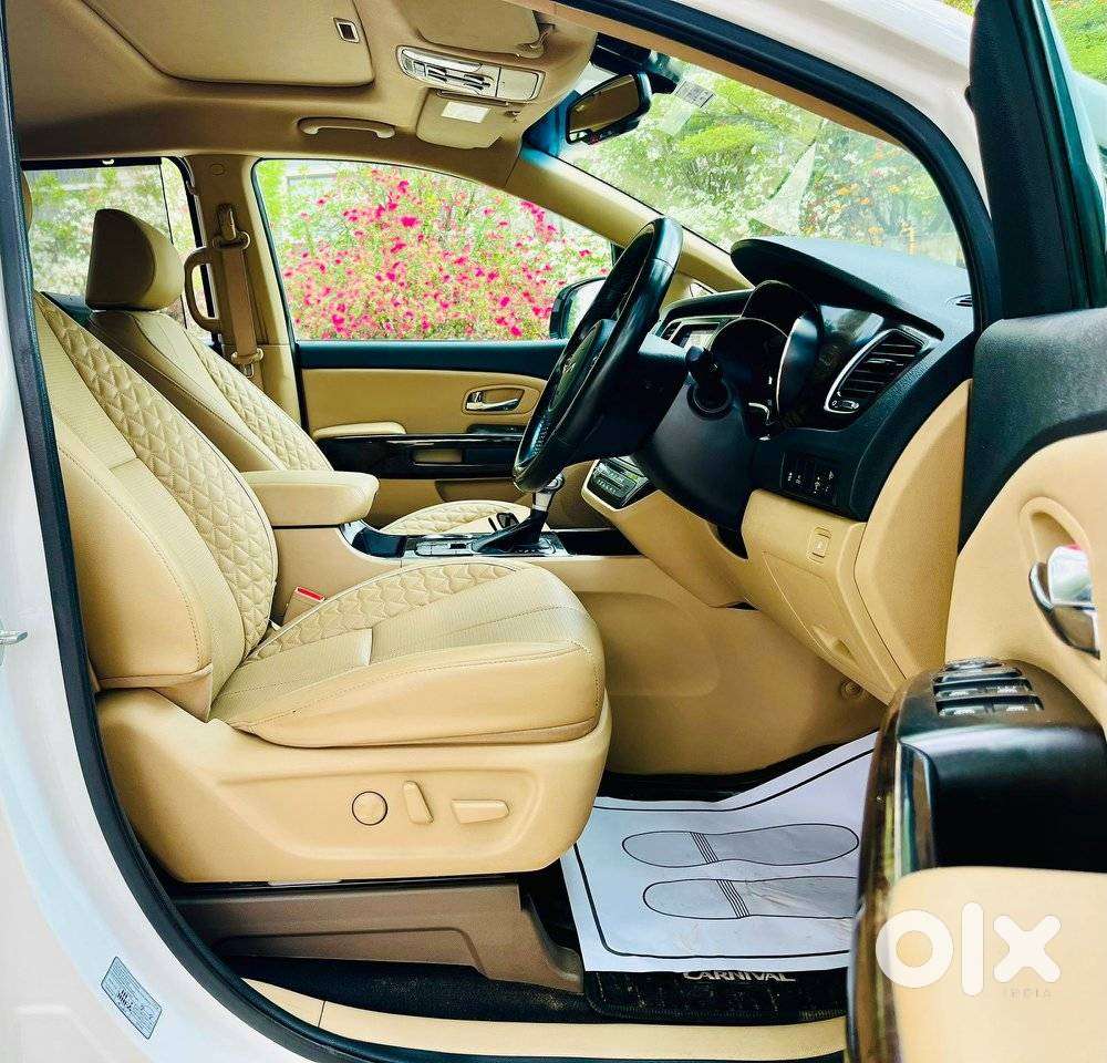 Kia Carnival Limousine Plus 7 Str, 2023, Diesel