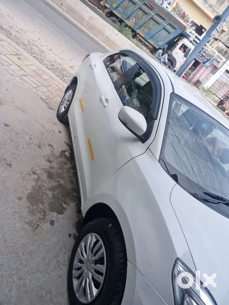 Maruti Suzuki Dzire 1.2 2024