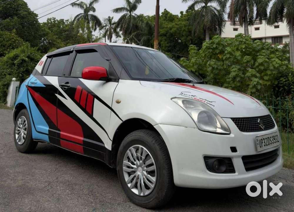 Maruti Suzuki Swift Vxi 1.2 Abs Bs-iv, 2011, Petrol