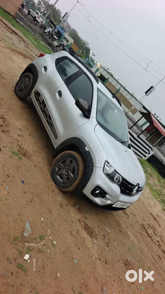 2017 Renault Kwid Rxt Automatic 32000 Km