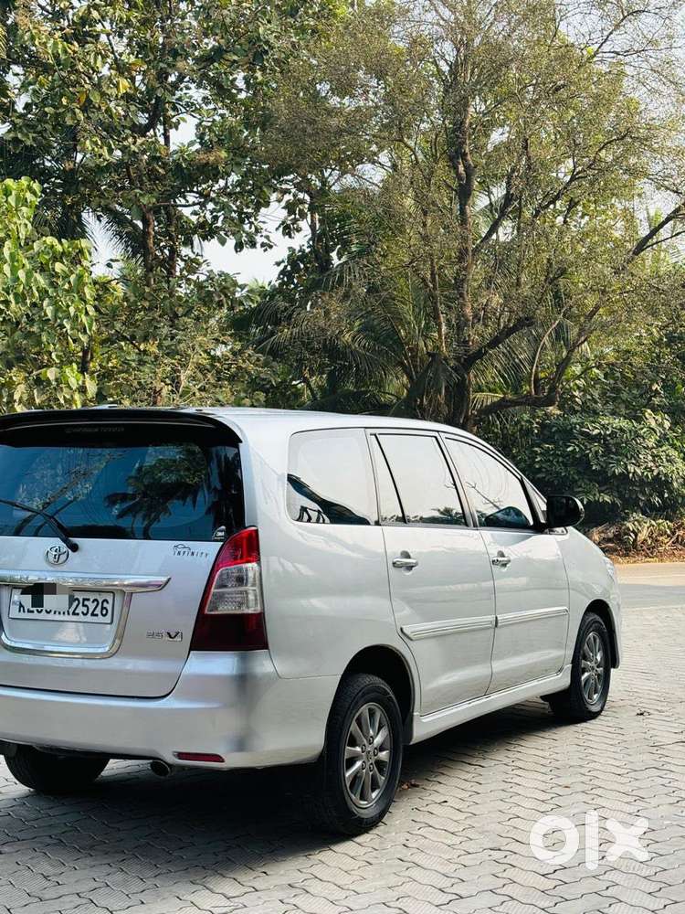 Toyota Innova 2.5 V 7 Str, 2012, Diesel