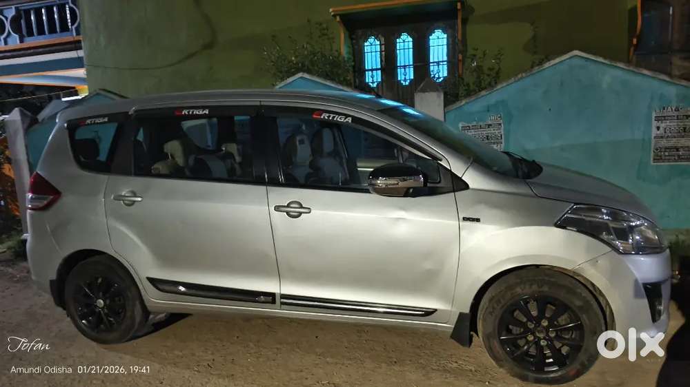 Maruti Suzuki Ertiga 2015 Diesel 100000 Km Driven