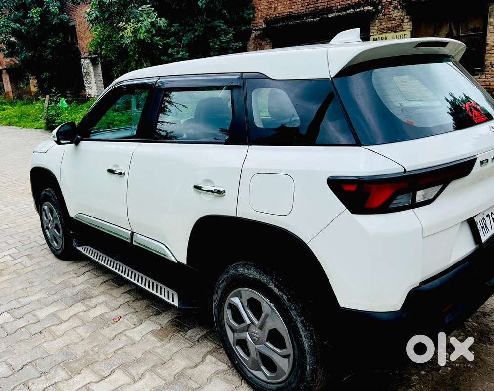 Maruti Suzuki Brezza 1.5 Vxi Smart Hybrid, 2023, Petrol