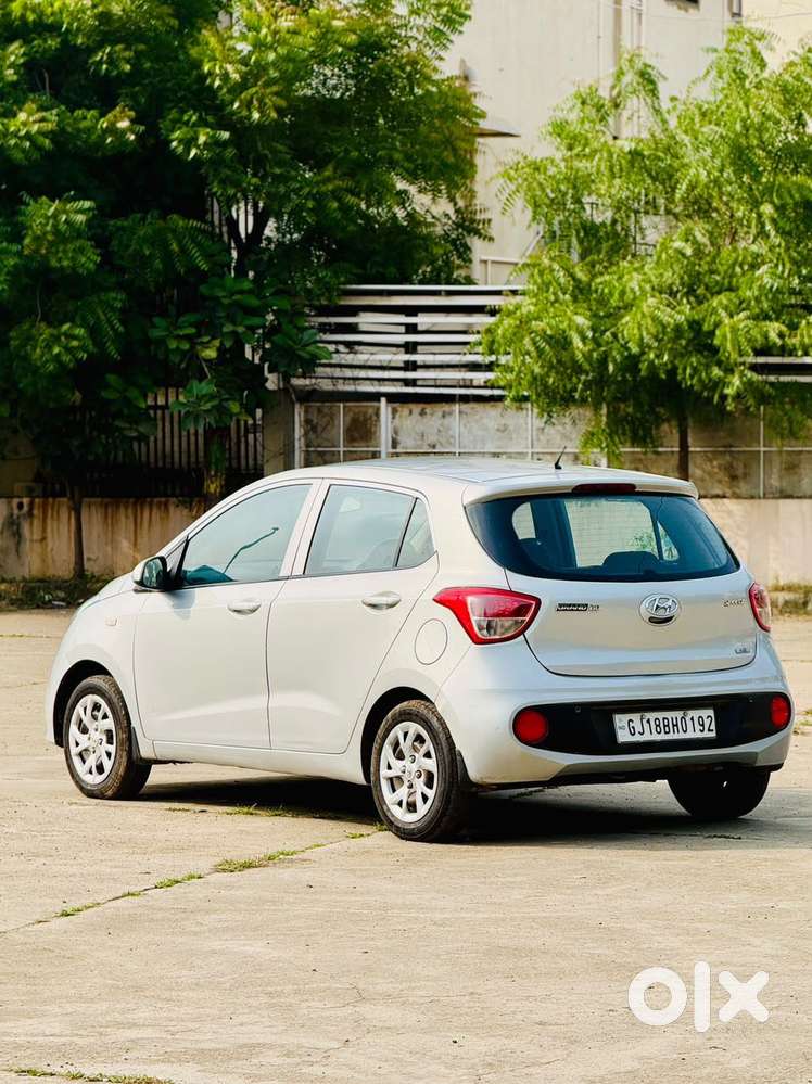 Hyundai Grand I10 Sportz Cng, 2017, Cng & Hybrids