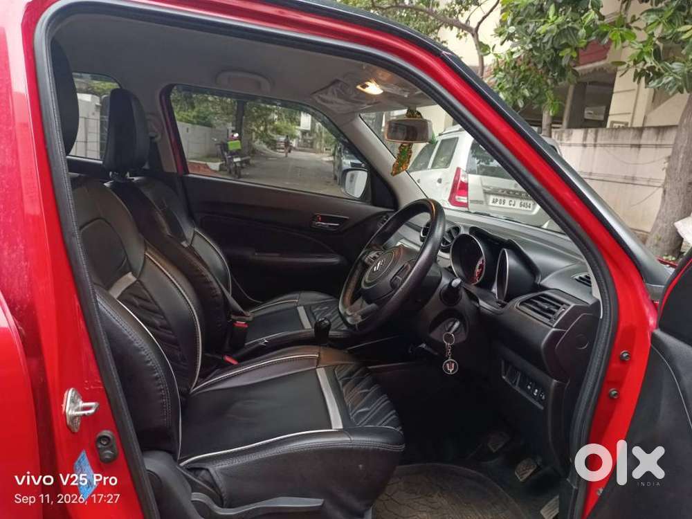 Maruti Suzuki Swift Vxi Optional, 2023, Petrol