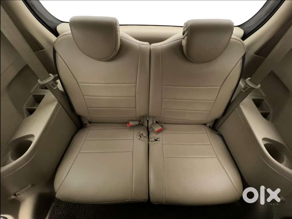 Maruti Suzuki Ertiga Vxi At, 2016, Petrol