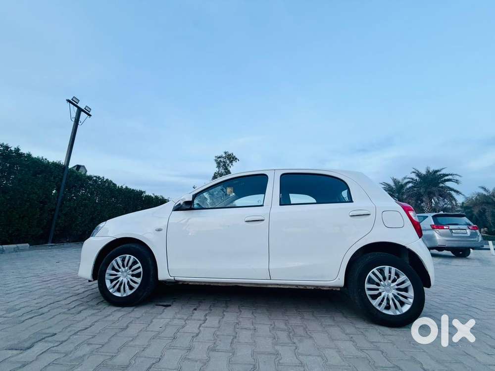 Toyota Etios Liva 2016 Diesel Well Maintained