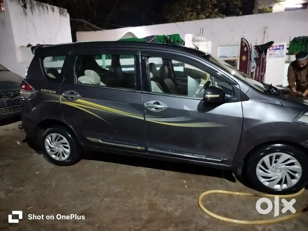 Maruti Suzuki Ertiga 2015 Diesel 87750 Km Driven