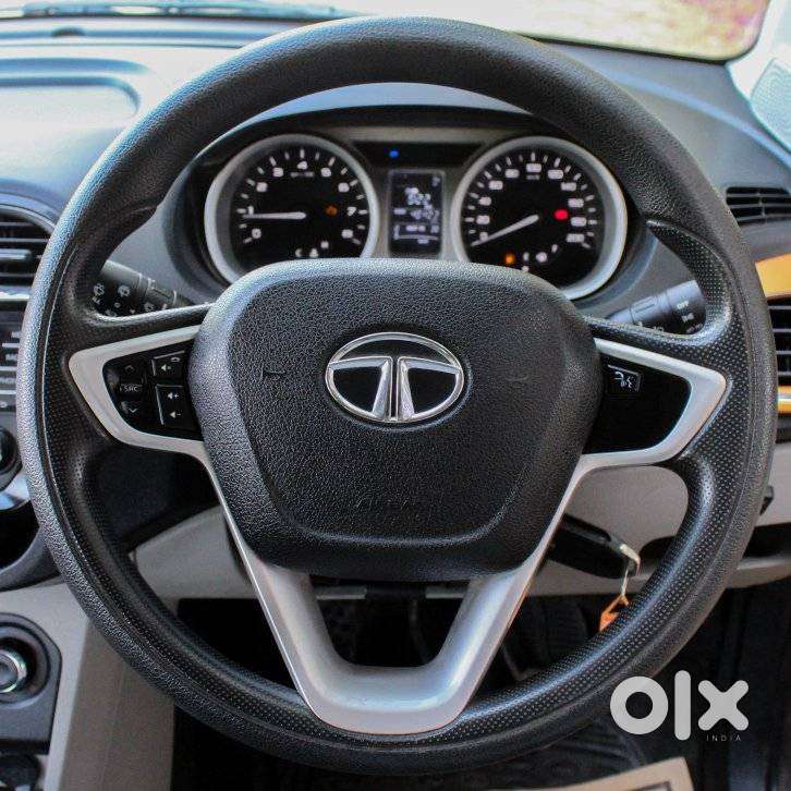 Tata Tiago 1.05 Revotorq Xz Plus Dualtone, 2016, Cng & Hybrids