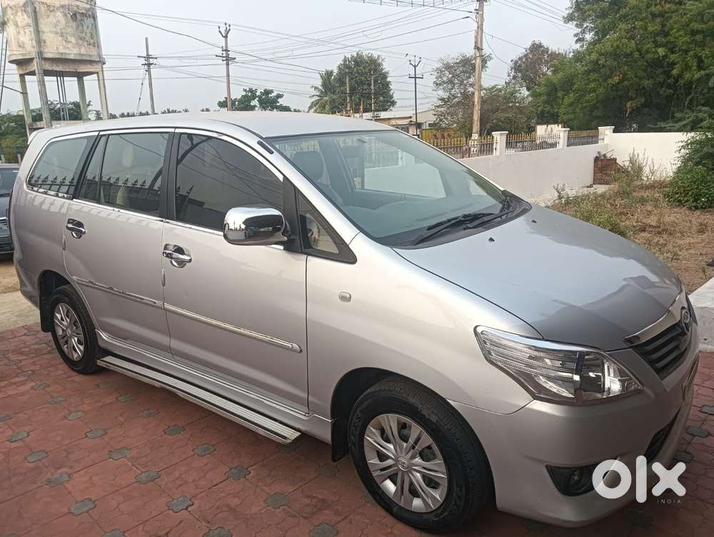 Toyota Innova 2.5 G (diesel) 7 Seater Bs Iv, 2013, Diesel