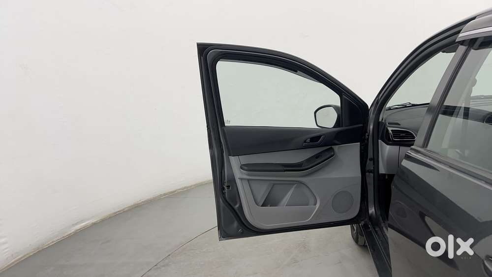 Tata Tiago 1.2 Revotron Xt Cng, 2023, Cng & Hybrids