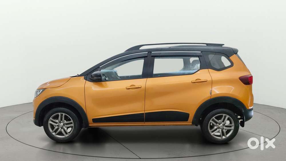 Renault Triber Rxz Easy-r Amt, 2023, Petrol