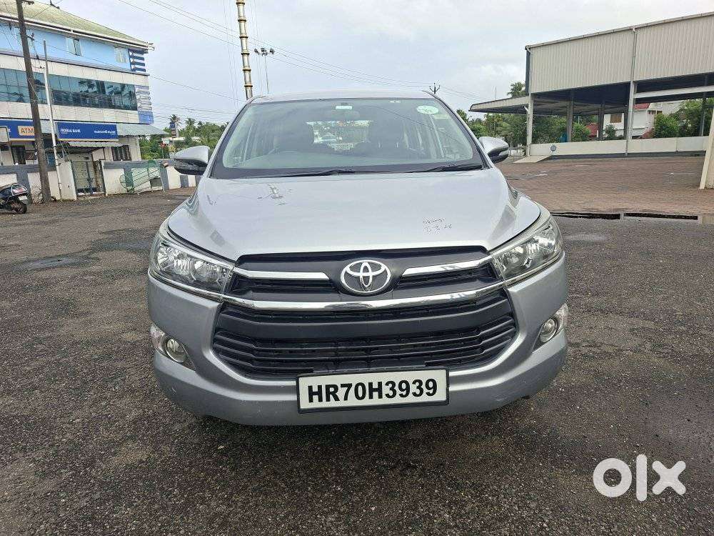 Toyota Innova Crysta 2.8 Gx At, 2016, Diesel