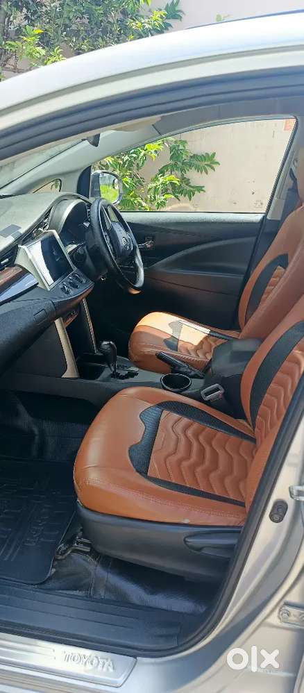 Toyota Innova Crysta 2016 Diesel 242000 Km Driven