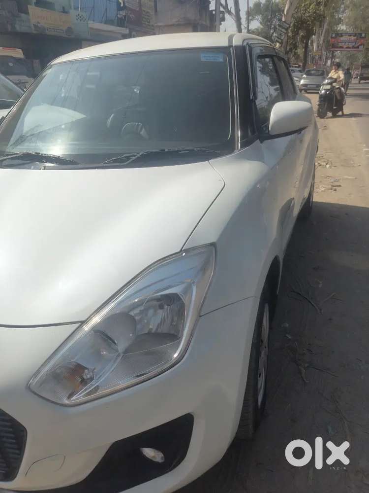 Maruti Suzuki Swift Vxi 2021